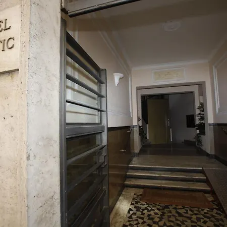 Adriatic Hotel