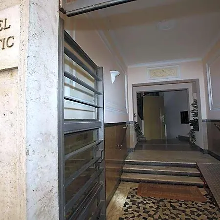 Adriatic Hotel