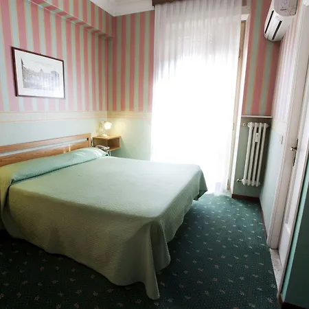 Hotel Adriatic Rzym