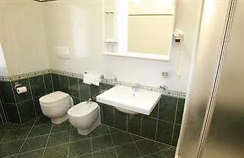 Hotel Adriatic Roma